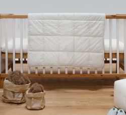 100x135 cm /Öko Planet Kinderbettdecke Medium F/üllung Schafwolle ganzj/ährig geeignet schadstoffgepr/üft