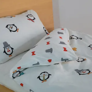 Kinder-Feinjersey-Wende-Bettwäsche Pinguini