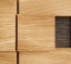 Massivholz-Highboard Ovaro - raffinierte Grifflösung Highboard Ovaro - aufgesetzte Holzgriffe auf dunkel gebeiztem Grund
