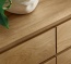 Massivholz-Sideboard Viadana, handschmeichelnde Griffleisten Sideboard Viadana mit handschmeichelden Griffleisten
