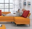 Relaxen und Wohlfühlen, hier Bezug Hot Madison in hellorange, Kissen dunkelrot Relaxen und Wohlfühlen, hier Bezug Hot Madison in hellorange, Kissen dunkelrot