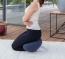 Ergonomische Halbmond-Form für den komfortablen Meditations-Sitz Ergonomische Halbmond-Form für den komfortablen Meditations-Sitz