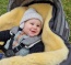 Wetterfest in jeder Lage - mit dem Lammfell-Kinderwagen-Fußsack Ovina Wetterfest in jeder Lage - mit dem Lammfell-Kinderwagen-Fußsack Ovina