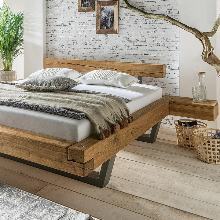 Raffiniertes Schwebebett aus massiver Wildeiche Raffiniertes Schwebebett aus massiver Wildeiche