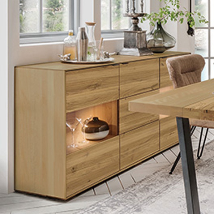 Sideboard Senera - hier in Wildeiche - begeistert in Gestaltung und Funktion Sideboard Senera - hier in Wildeiche - begeistert in Gestaltung und Funktion
