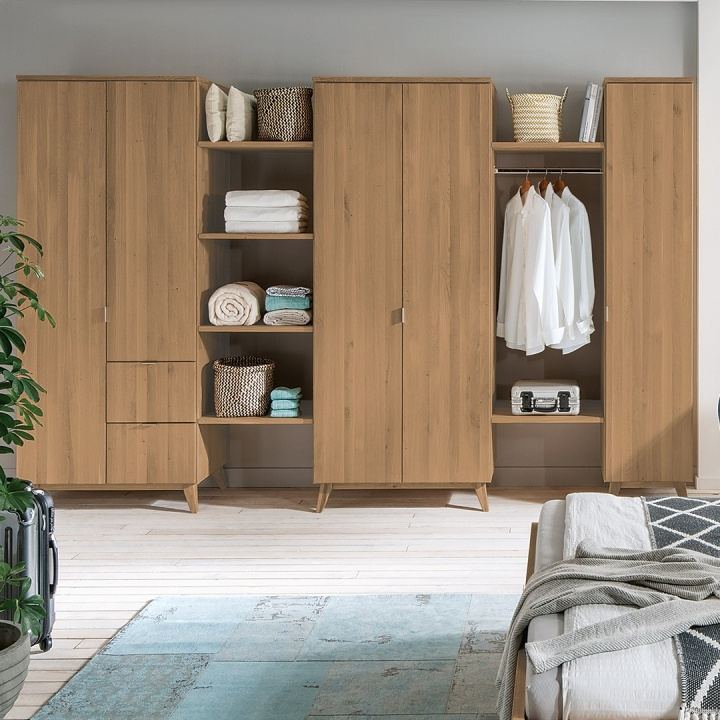 Drehtüren-Kleiderschrank "Arisa"