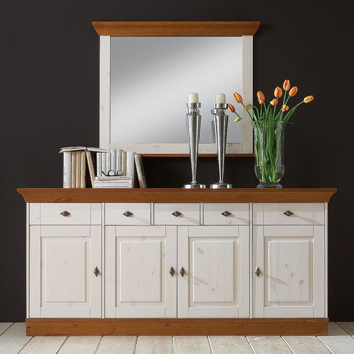 Geräumiges Sideboard in Farbstellung weiß/braun Geräumiges Sideboard in Farbstellung weiß/braun