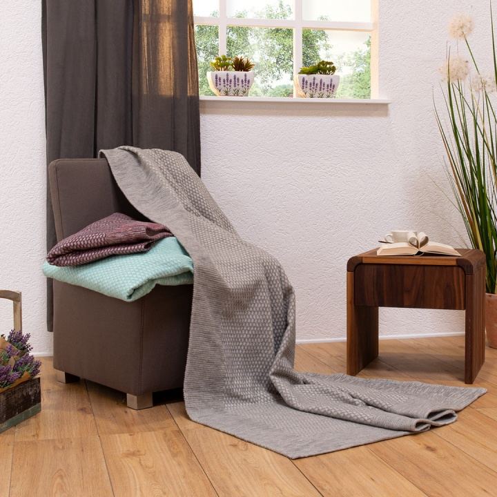 Baumwoll/Schurwoll-Plüschdecke "Metrico"
