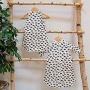 Der Babyschlafsack überzeugt mit abenteuerlichem Elefanten-Motiv