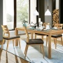 Moderner und bequemer Stuhl im klassischen Design