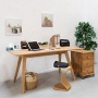 Der ideale Platz für Büro- und Bastelarbeiten - hier in Wildeiche bianco
