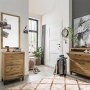 Praktisches Garderoben-Set aus edlem Wildeichenholz, im Bild Variante 01