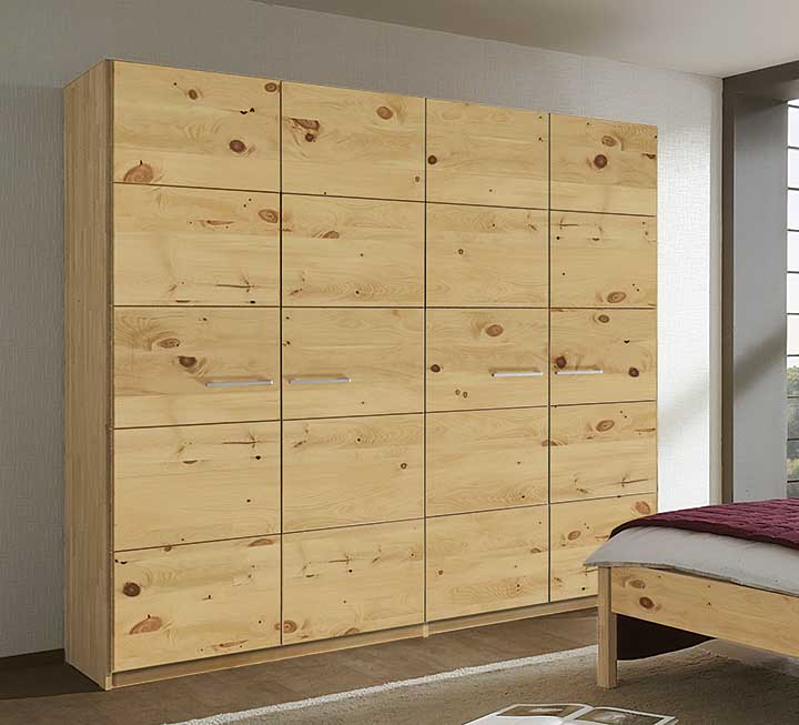 aus wohltuendem Zirbenholz aus wohltuendem Zirbenholz