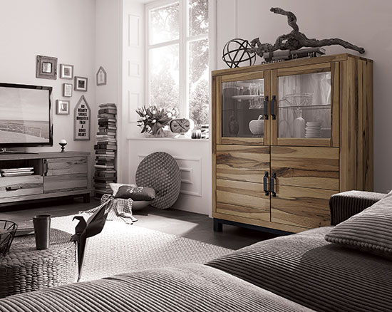 Highboard Montresa aus Wildeiche, geölt