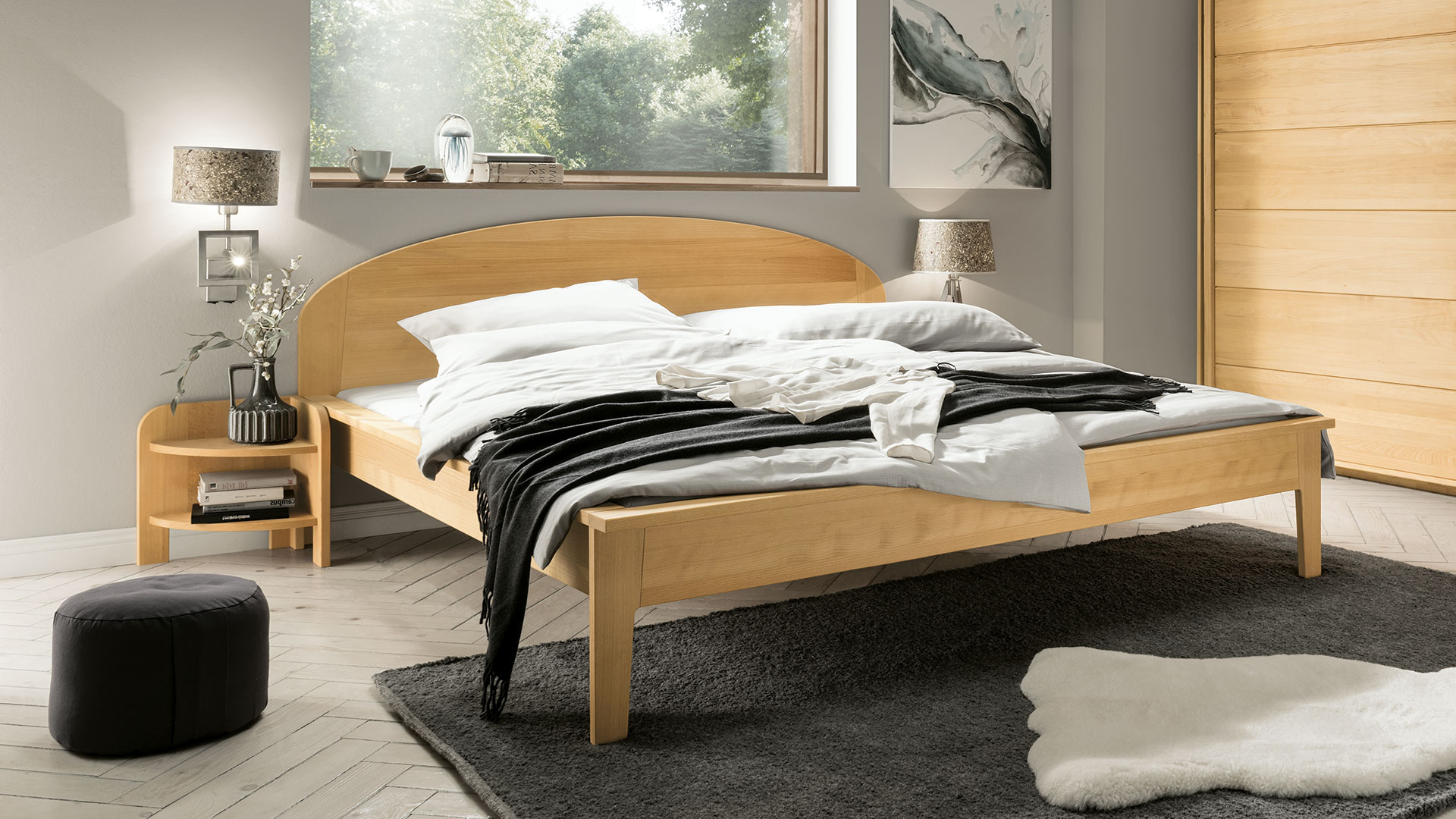 Einzelbett und Doppelbett "Astoria 01"