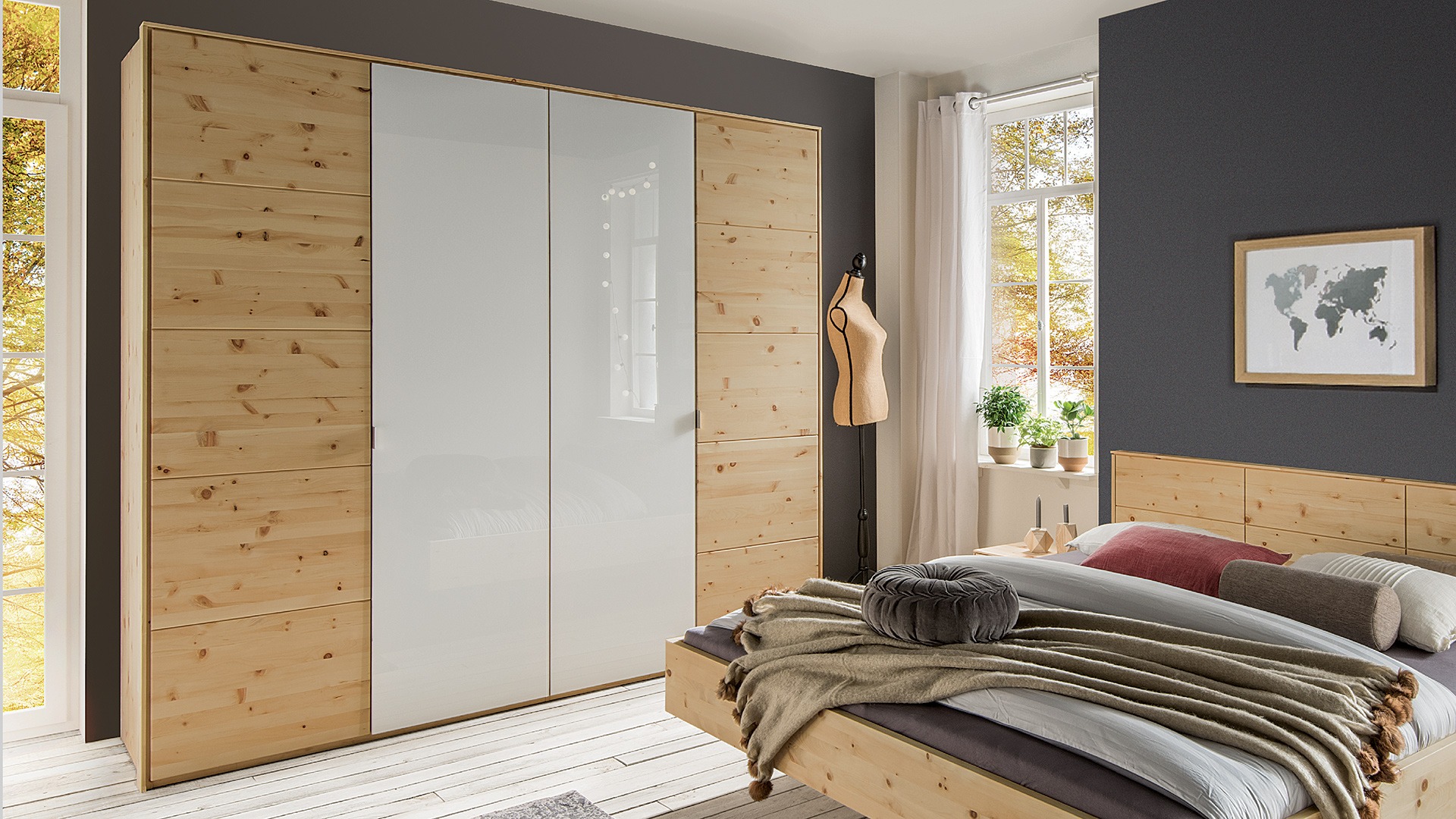 Drehtüren-Kleiderschrank "Cervino"