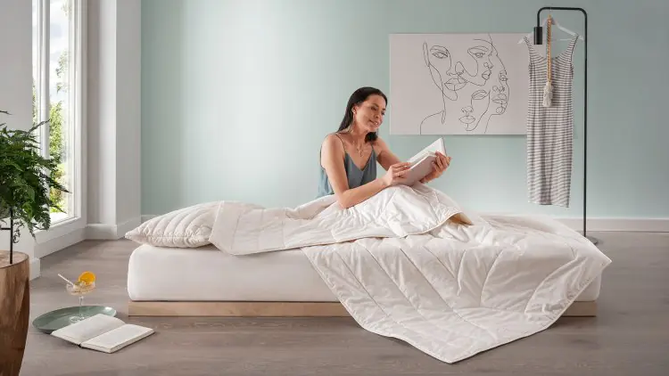 Ultraleicht-Bettdecke Lyovita-Figura - Tencel für ein ausgeglichenes Schlafklima