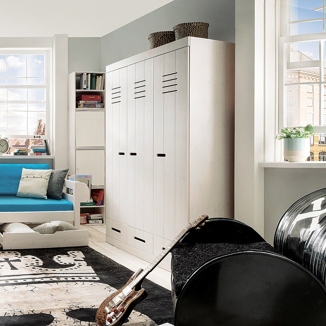 Drehtüren-Kleiderschrank "Junior" | Kiefer, gelaugt/geölt | Bio-Material | Handgefertigt | 2-türig | schadstoffgeprüft | Kinderzimmer-Kleiderschränke