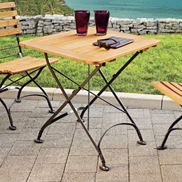 Garten Tisch oval Bank für 3 Personen und 2 klapstühle Garten Tisch oval Bank für 3 Personen und 2 klapstühle