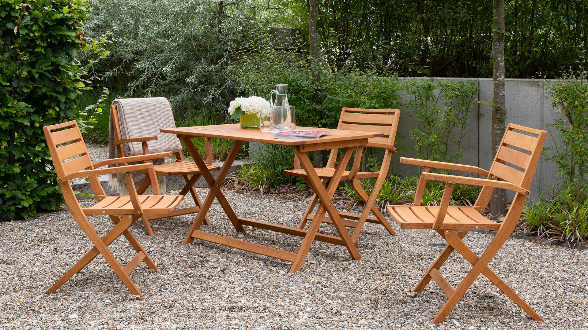 Gartenmöbel-Set Estiva 02 mit 4 Stühlen und großem Tisch
