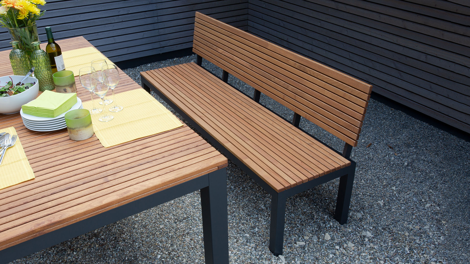 Gartenbank "Verano" - massiv Robinie FSC