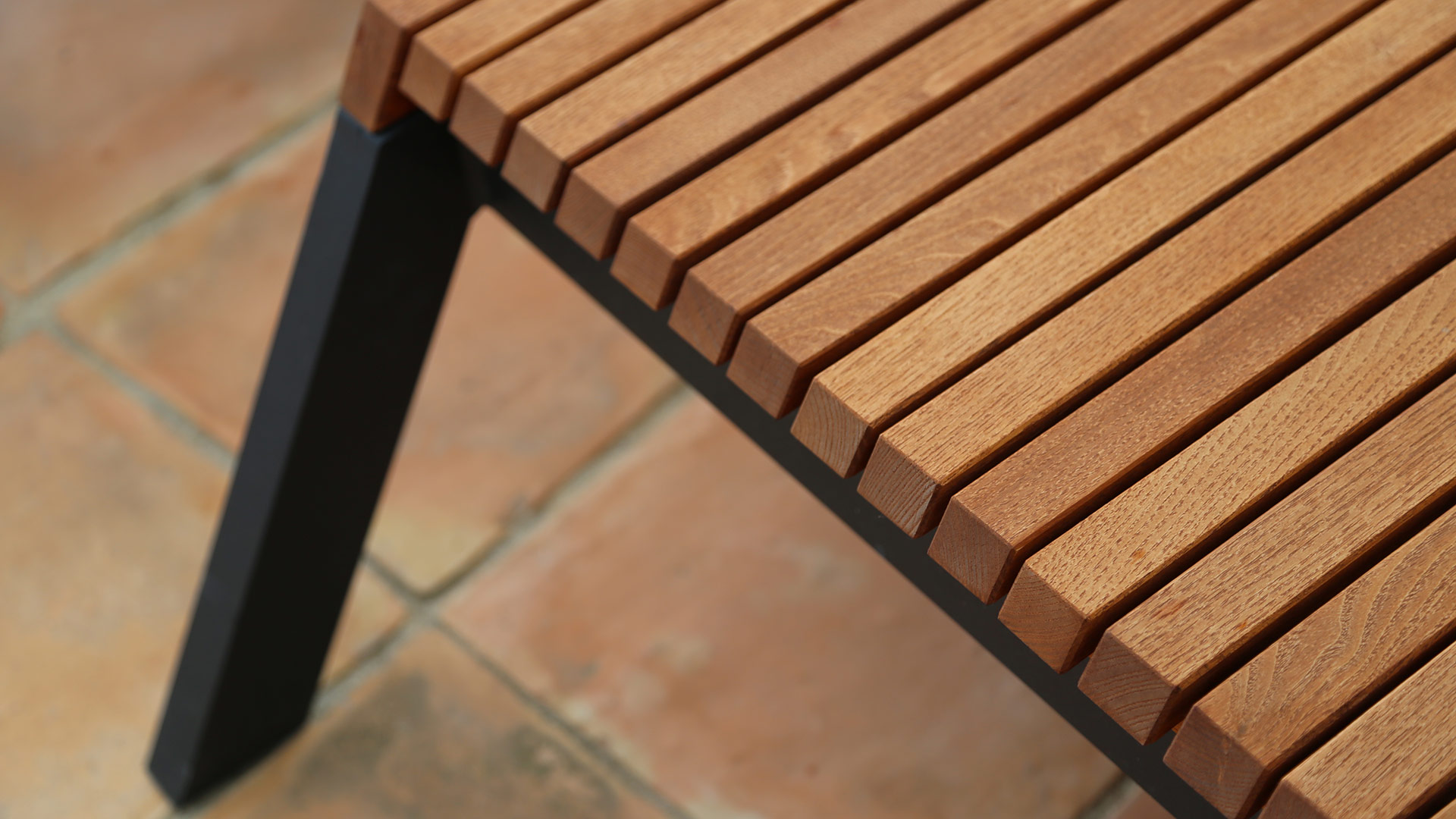 Gartenliege "Verano" - massiv Robinie FSC