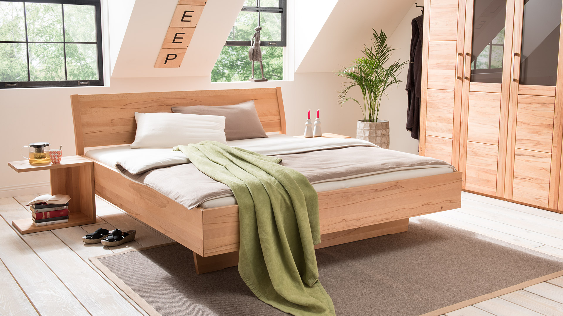 Einzelbett und Doppelbett "Tanara 02"