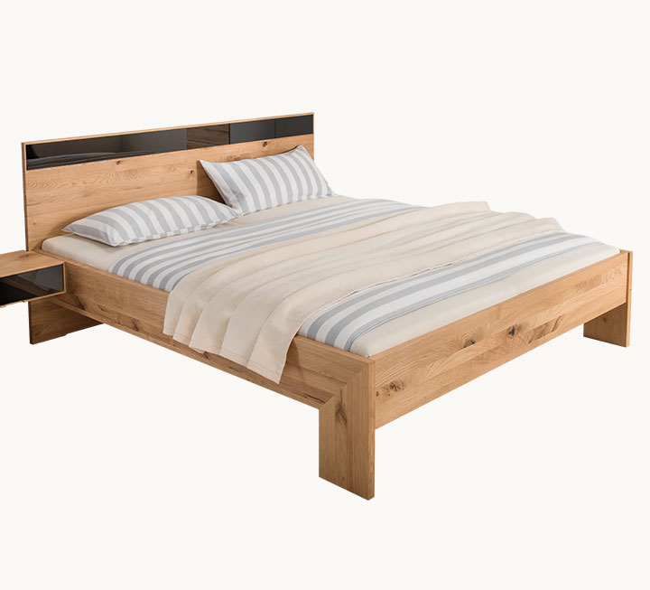 Metallfreies Bett komplett aus Massivholz Metallfreies Bett komplett aus Massivholz