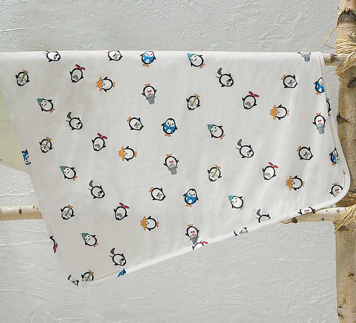 Krabbel-Decke mit Pinguin-Muster Krabbel-Decke mit Pinguin-Muster