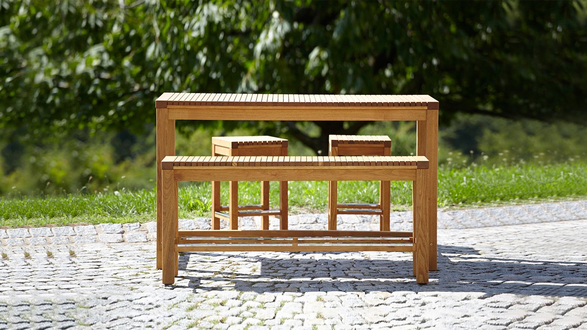 GartenBartisch "Arioso"