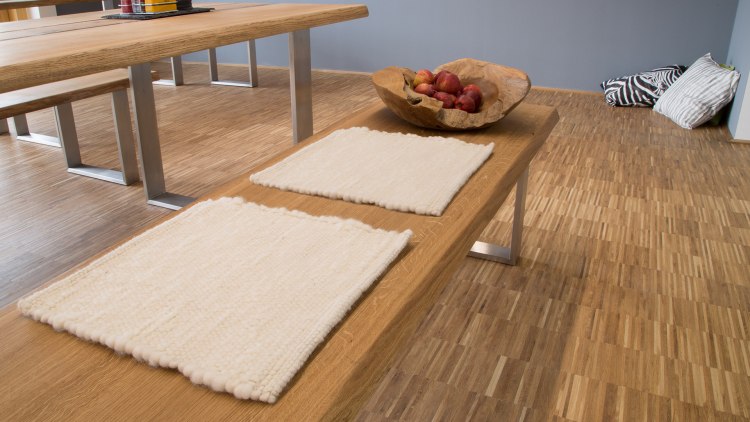 Schurwoll-Sitzkissen in edlem naturweiß - Gemütlichkeit Made in Germany