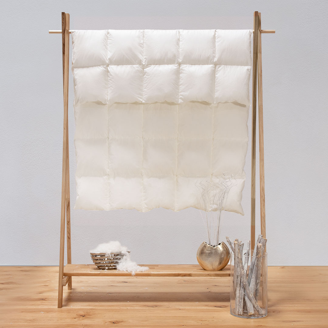 Daunen-Leicht-Bettdecke "Ansara-Superior" | 240x220 cm | 100% ökologisch