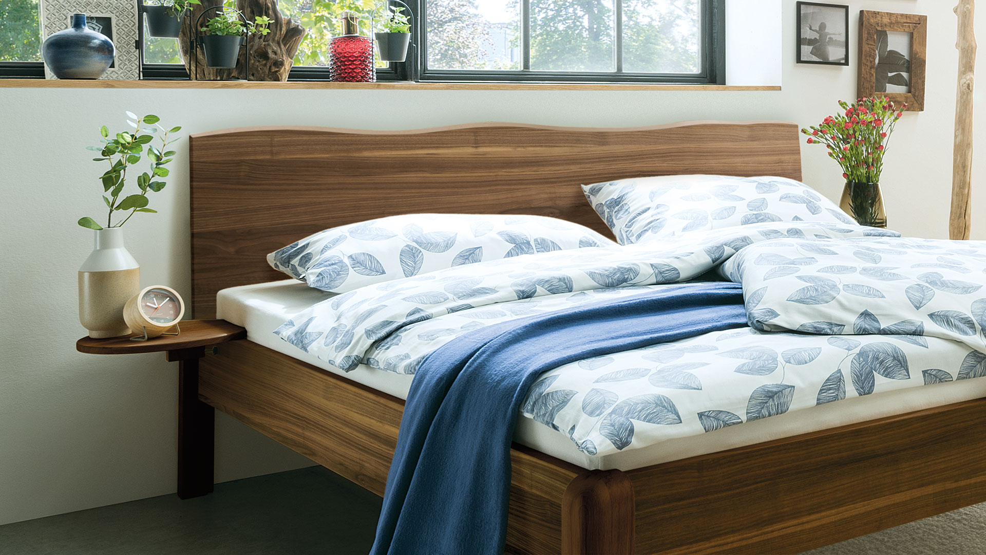 Massivholzbett "Siena" - komplett metallfreies Bett aus Massivholz