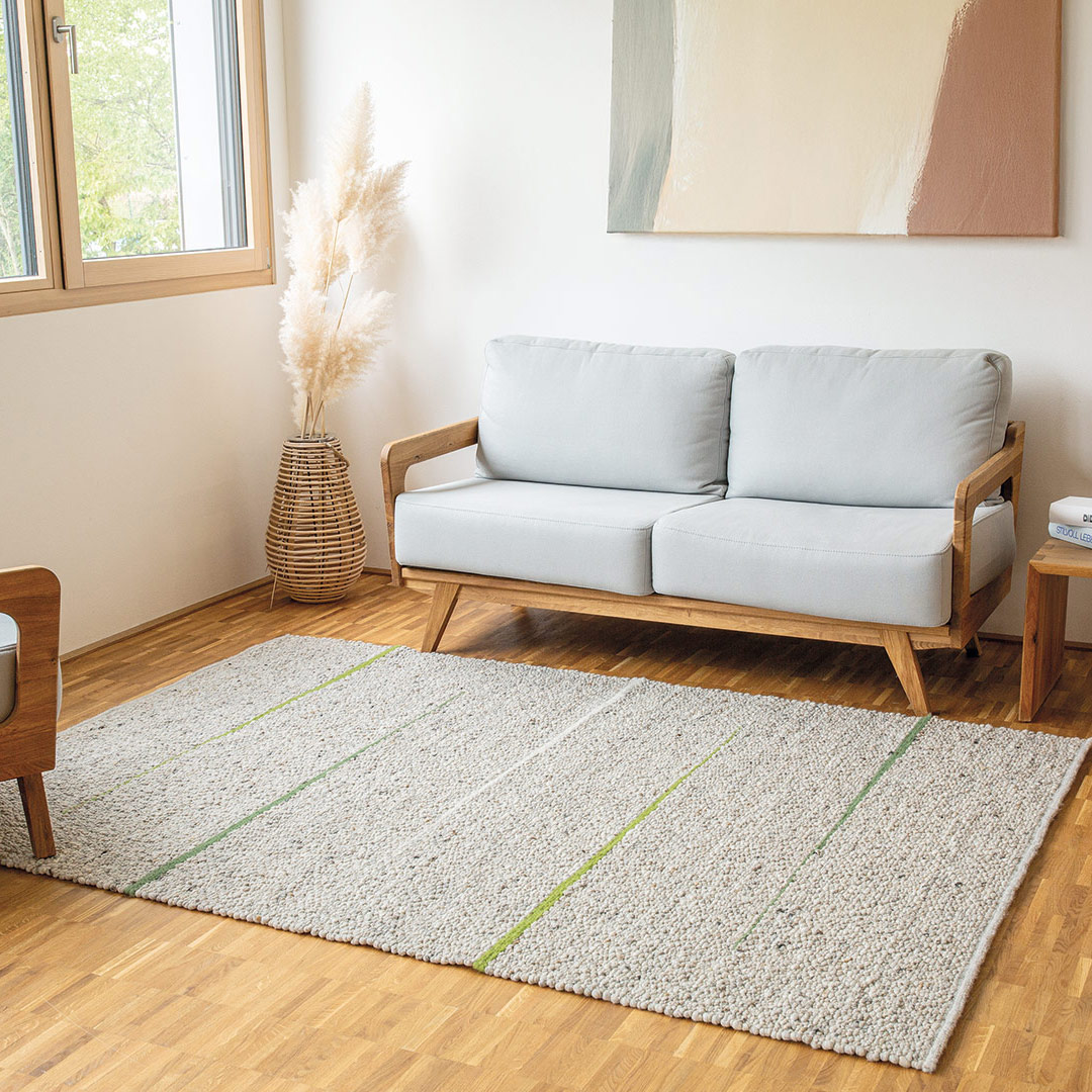 Schurwollteppich "Linara" | 70x140 cm | grün | Bio-Material | Handgefertigt | schadstoffgeprüft | Teppiche