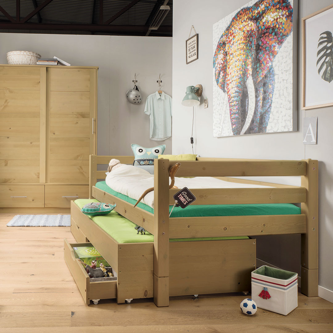 Auszieh- und Stauraumbett "Kiddy" | 90x200 cm | gelaugt/geölt | Bio-Material | Handgefertigt | schadstoffgeprüft | Kinder-Betten