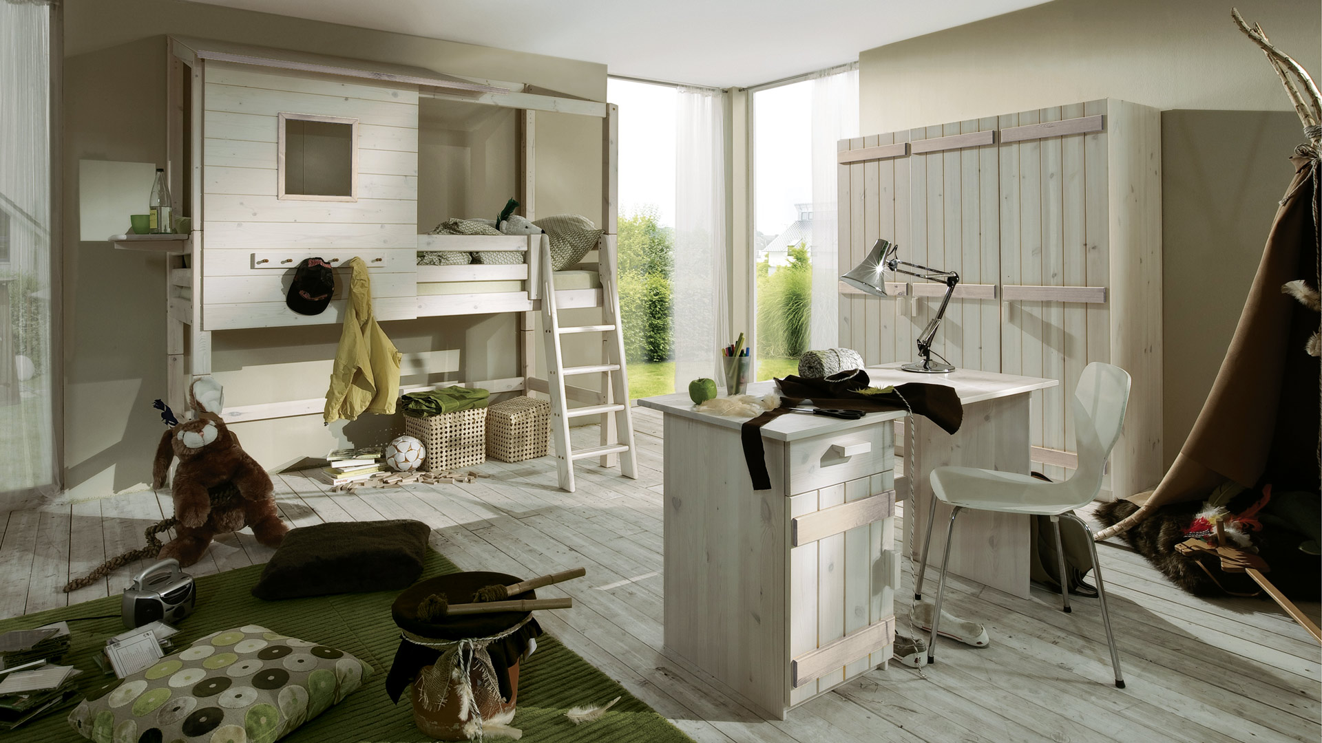 3-türiger Kleiderschrank