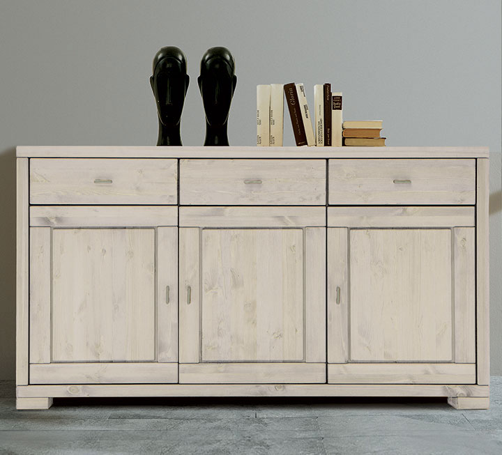 Sideboard in massivem Kiefernholz - Oberfläche weiß-lasiert Sideboard in massivem Kiefernholz - Oberfläche weiß-lasiert