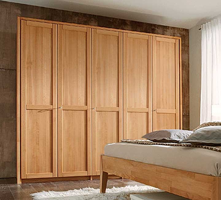 5-türiger Schrank mit Holztüren 5-türiger Schrank mit Holztüren