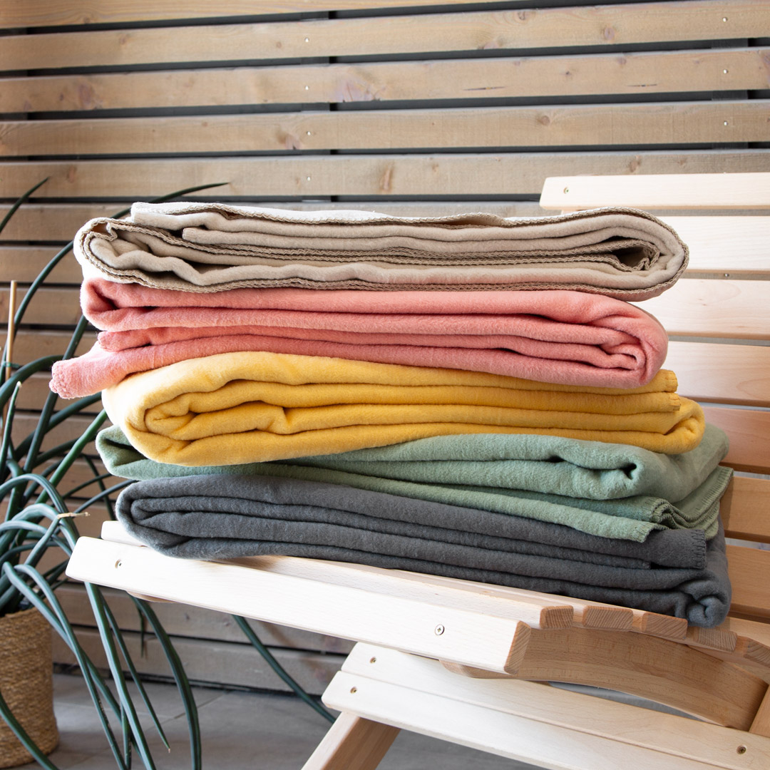 Baumwoll-Plüschdecke "Cotona-Colora" | 150x200 cm | anthrazit | Bio-Material | Handgefertigt | schadstoffgeprüft | Wolldecken