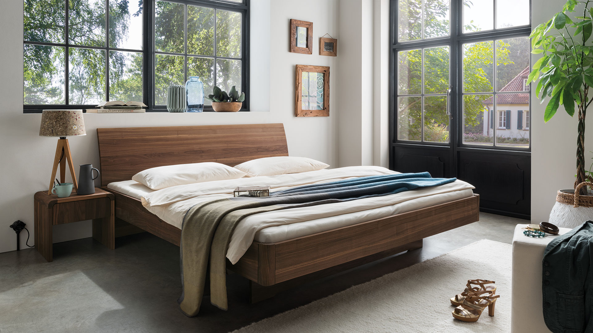 Einzelbett und Doppelbett "Nocellara"