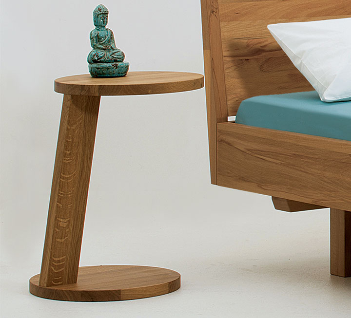 Idealer Nachttisch für Ihr gemütliches Frühstück im Bett Idealer Nachttisch für Ihr gemütliches Frühstück im Bett