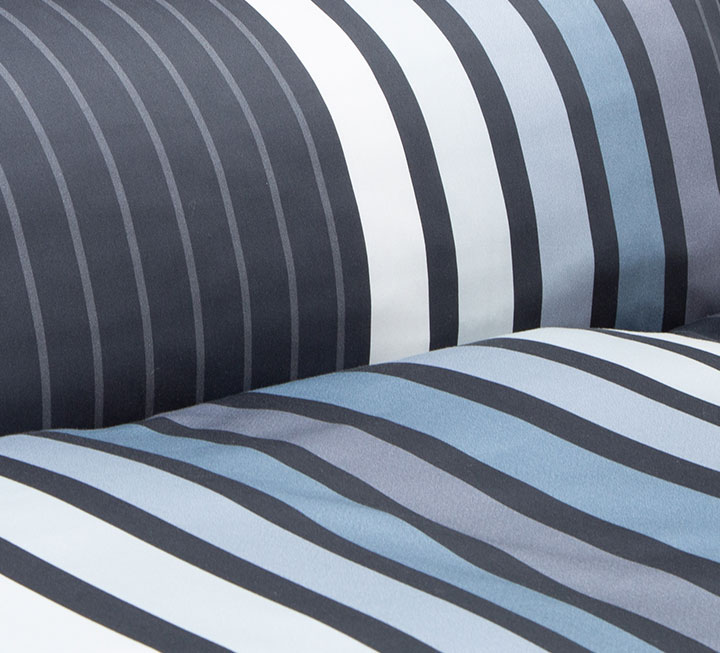 Satin-Bettwäsche aus Bio-Baumwolle mit Block- und Nadelstreifen Satin-Bettwäsche aus Bio-Baumwolle mit Block- und Nadelstreifen