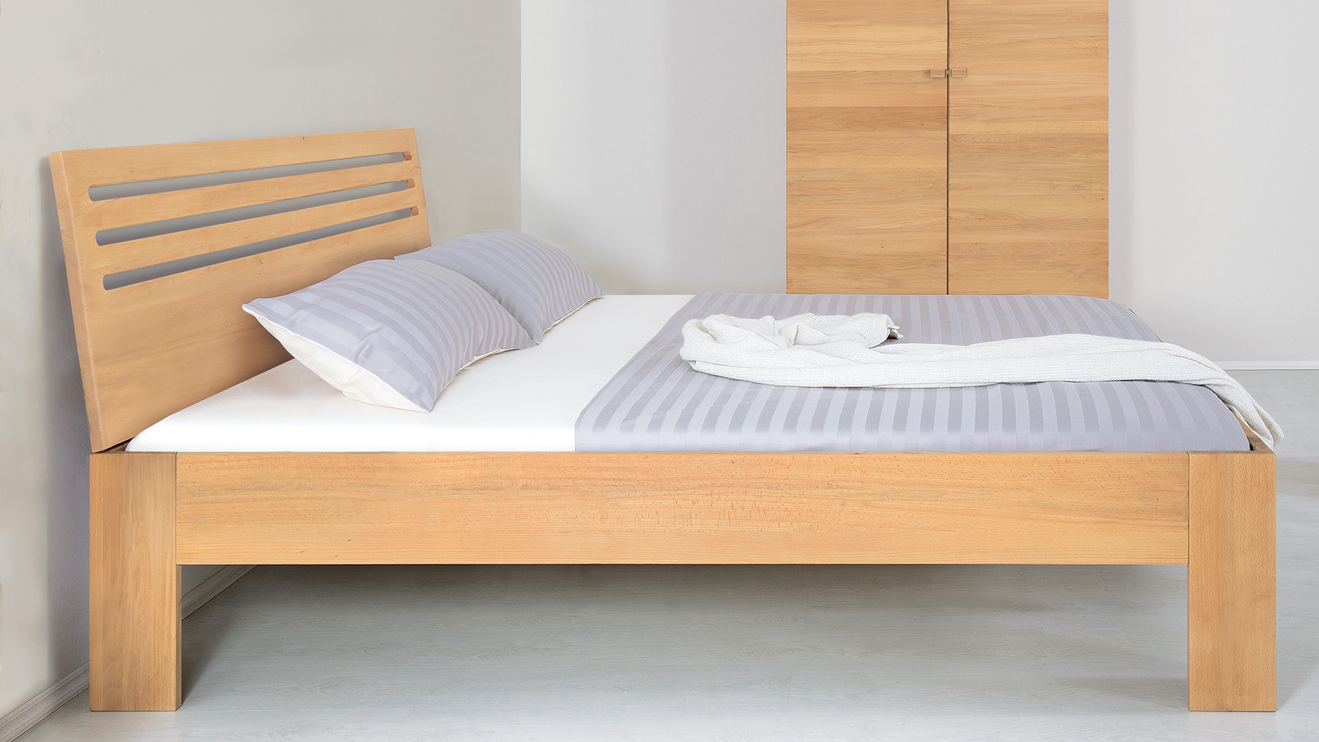 Einzelbett und Doppelbett "Cubus 03" - Diverse Oberflächen