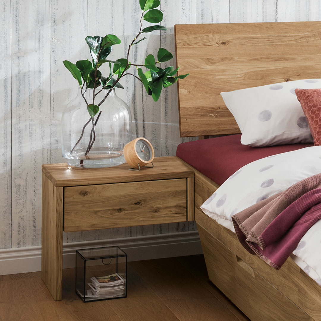 Nachttisch "Belluno" | H45xB50xT34 cm | Kernbuche | Bio-Material | Handgefertigt | für die rechte Bettseite | schadstoffgeprüft | Nachttische