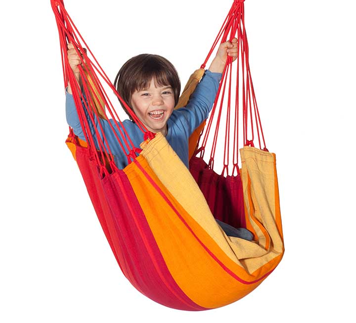 Ideal fürs Kinderzimmer - Hier der Hängesessel in Farbstellung rubin Ideal fürs Kinderzimmer - Hier der Hängesessel in Farbstellung rubin