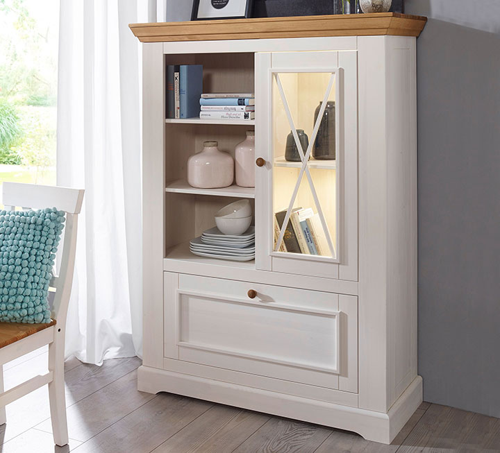 Massivholz Highboard Molina, Kiefernholz weiß gewachst, Variante 01, beleuchtet Massivholz Highboard Molina, Kiefernholz weiß gewachst, Variante 01, beleuchtet